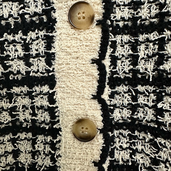 Böhme Black and Cream Sweater - Picture 4 of 5